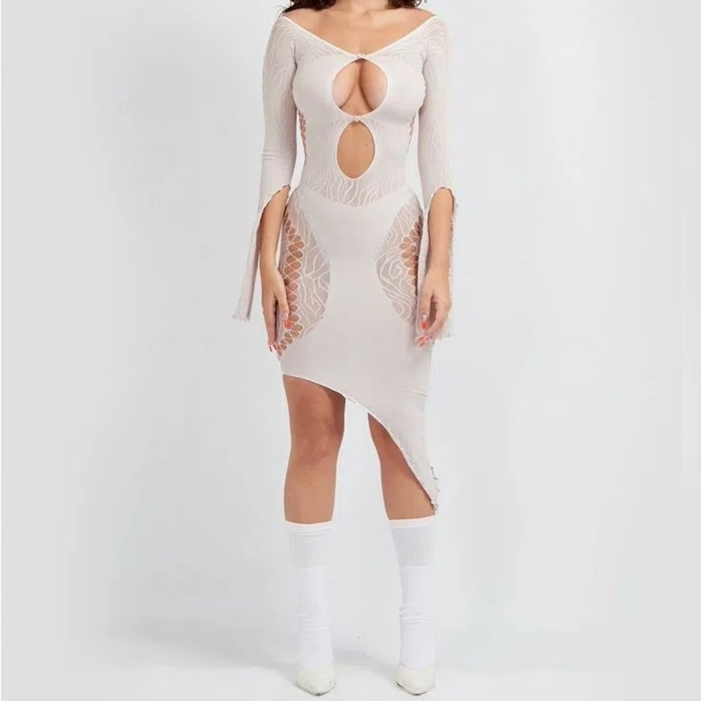 Poster Girl Charlotte dress in bone